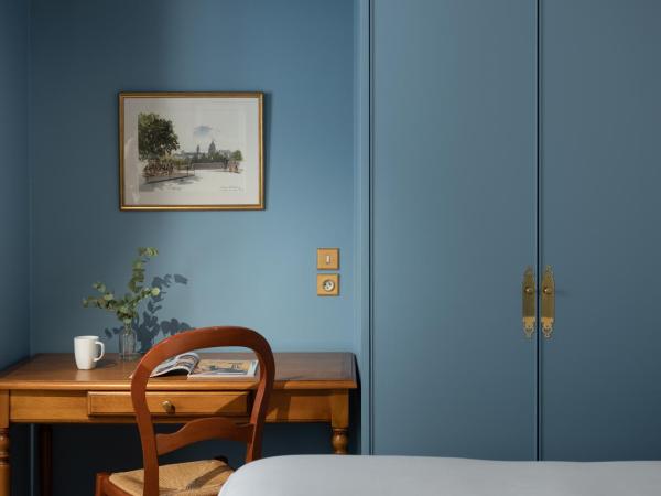 Hotel des Grandes Ecoles : photo 4 de la chambre chambre familiale