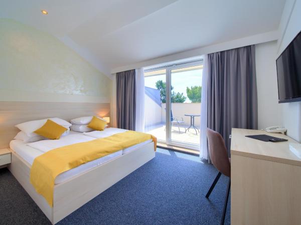 Hotel Bor : photo 4 de la chambre chambre double supérieure