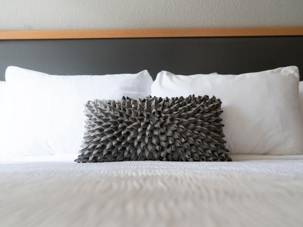 Hotel Saint Clair - Magnificent Mile : photo 2 de la chambre chambre lit king-size supérieure