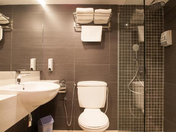 Hotel Malaysia : photo 6 de la chambre chambre double standard