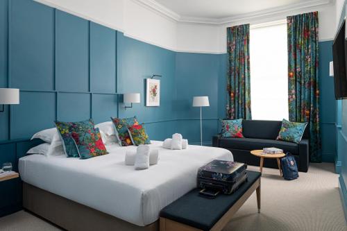 The Goodenough Hotel London : photo 2 de la chambre chambre familiale avec vue sur la cour