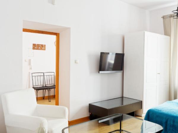 Old Town Kanonia Hostel & Apartments : photo 5 de la chambre appartement