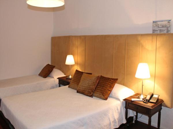 Santa Clara Porto : photo 4 de la chambre chambre triple