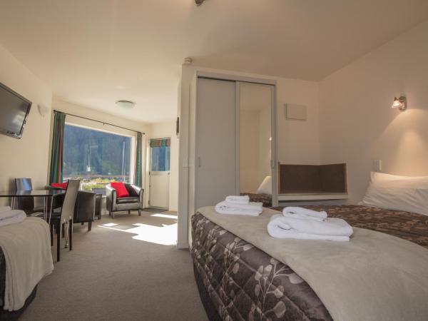 Caples Court Motel & Apartments : photo 8 de la chambre studio avec vue sur lac