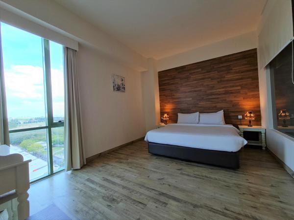 Swan Garden Hotel : photo 3 de la chambre suite jardin