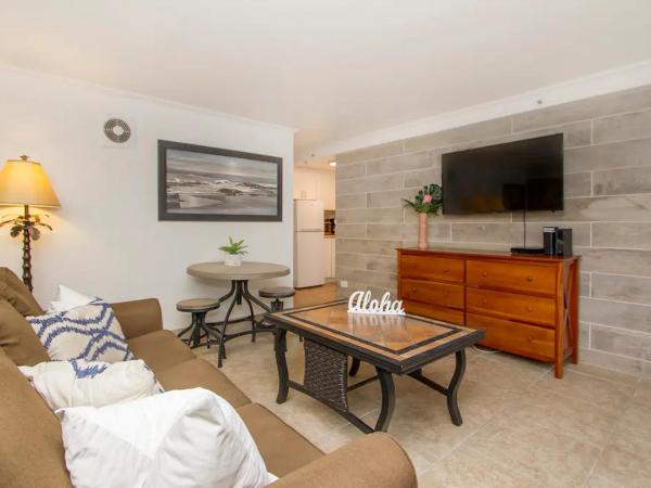 Diamond Head Beach Hotel : photo 3 de la chambre chambre double - vue sur montagne