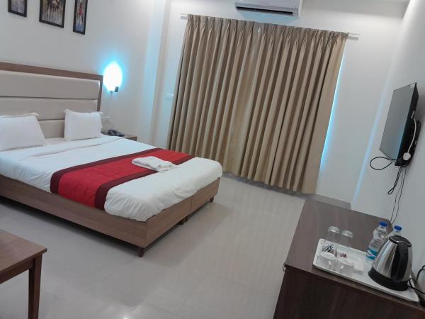 Hotel The Luxem - Behind Ibis Hotel Gurugram : photo 7 de la chambre chambre double deluxe