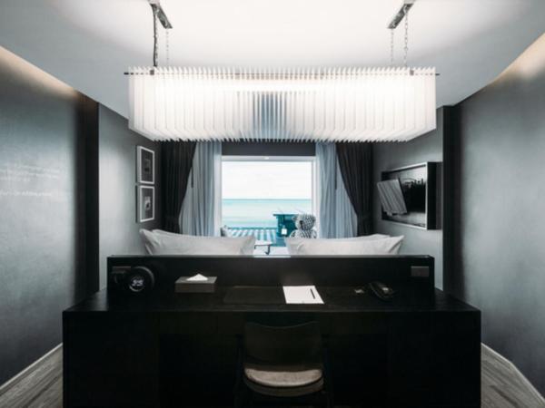 foto Hotel Phuket : photo 3 de la chambre hébergement ocean hall avec baignoire