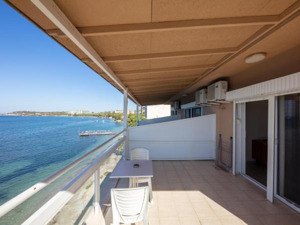 Melis Hotel Kusadasi : photo 9 de la chambre chambre double supérieure - vue sur mer