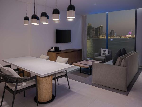 Radisson Beach Resort Palm Jumeirah : photo 2 de la chambre suite 1 chambre - vue sur mer