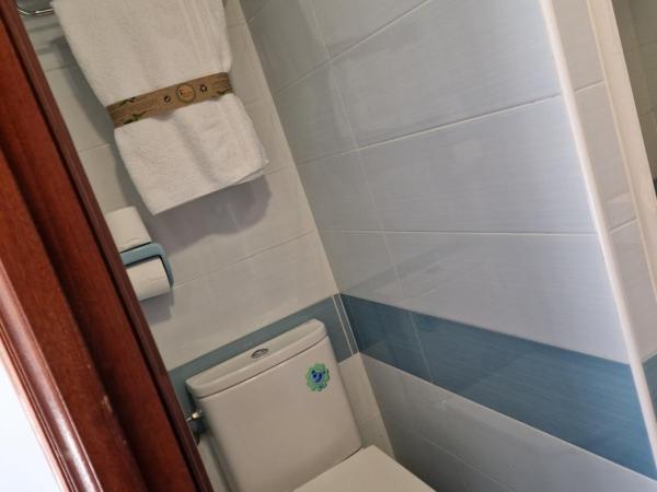 Hostal Fidalgo : photo 8 de la chambre chambre double