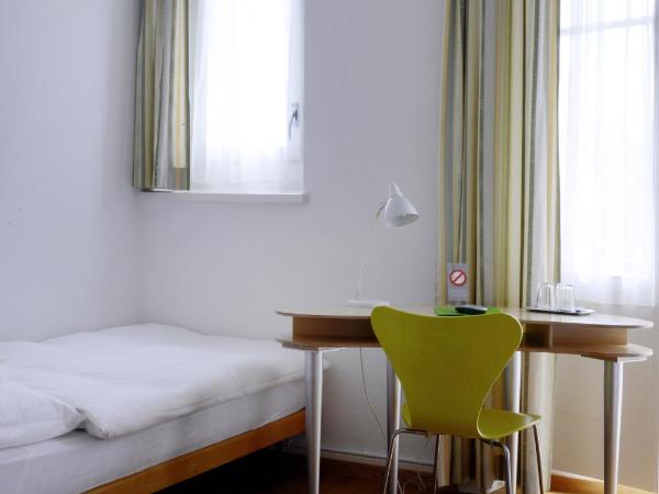 Hotel Marthahaus : photo 1 de la chambre chambre simple standard avec salle de bains commune