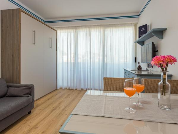 Resort del Mar : photo 7 de la chambre appartement 1 chambre supérieur avec balcon (4 personnes)