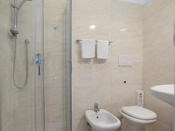 Hotel Amalfi : photo 7 de la chambre petite chambre double