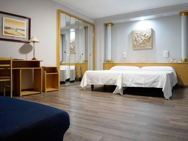 Cesaraugusta : photo 2 de la chambre chambre double ou lits jumeaux