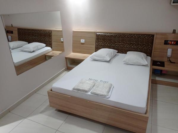Hotel Flert - Tatuapé : photo 2 de la chambre chambre double