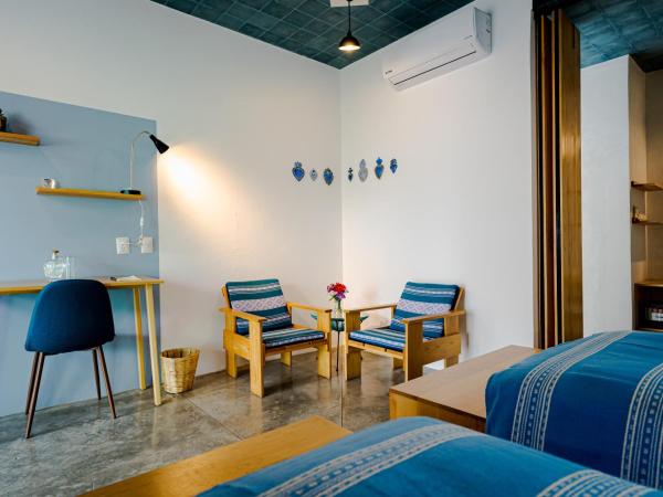 Hotel con Corazón : photo 6 de la chambre chambre lit king-size