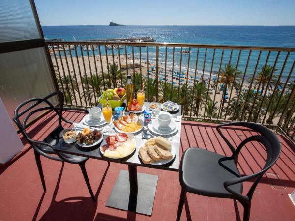 Casual Pop Art Benidorm : photo 9 de la chambre chambre double avec terrasse - vue sur mer