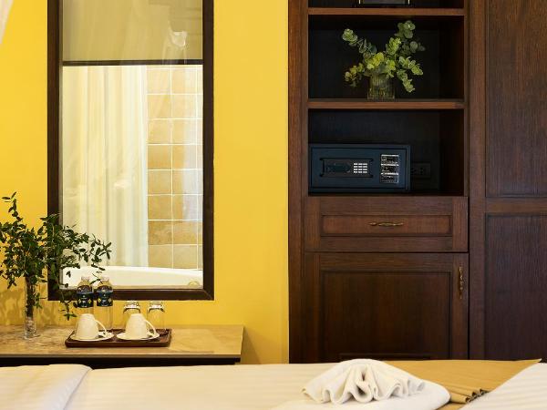 Ratchapruek Lanna Boutique : photo 3 de la chambre chambre lits jumeaux deluxe avec baignoire