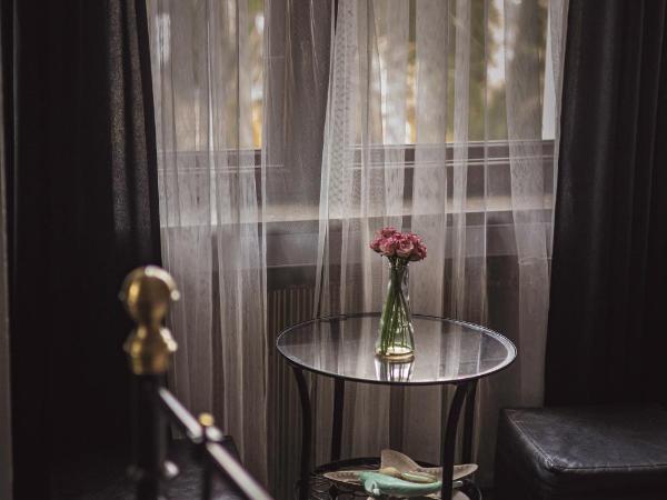 4 Couples & 4 Friends Hostel : photo 10 de la chambre chambre double