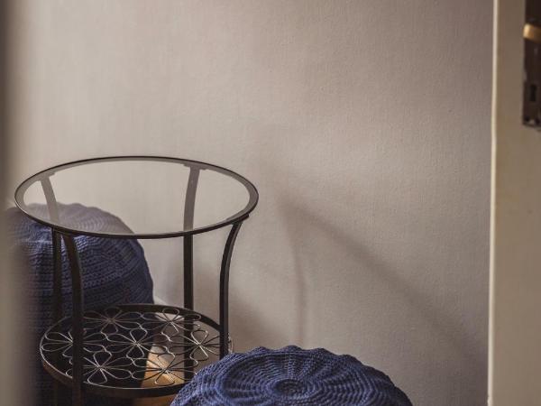 4 Couples & 4 Friends Hostel : photo 1 de la chambre chambre quadruple