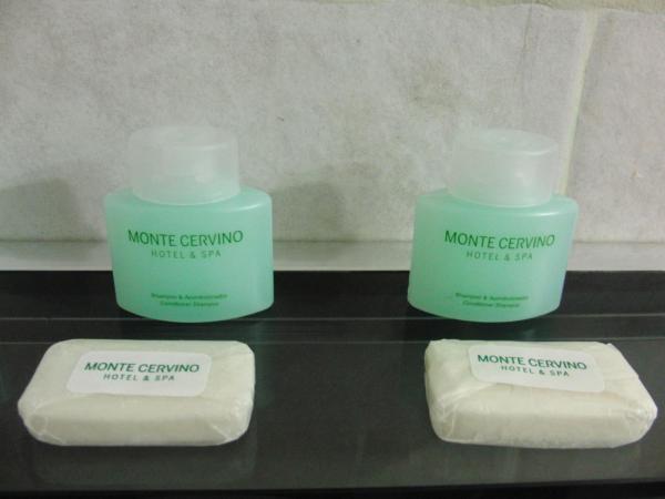 Monte Cervino Hotel : photo 6 de la chambre chambre double ou lits jumeaux