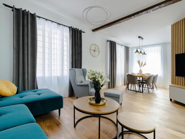 KOBIELA Luxury Aparthotel KTW City Center : photo 1 de la chambre suite supérieure