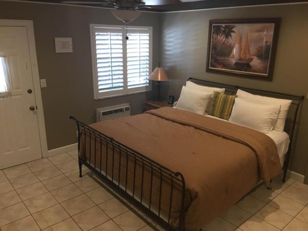 Coral Reef Guesthouse : photo 3 de la chambre suite deluxe avec lit king-size