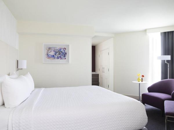 Crowne Plaza Atlanta Perimeter at Ravinia, an IHG Hotel : photo 9 de la chambre suite junior lit king-size