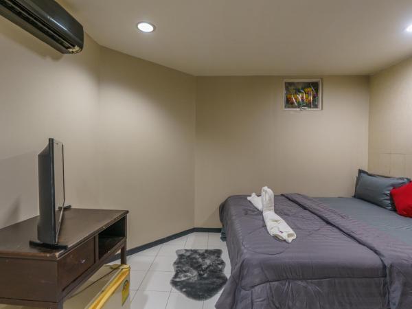 CheQinn Bed Sukhumvit 4 Nana Plaza : photo 2 de la chambre chambre double deluxe