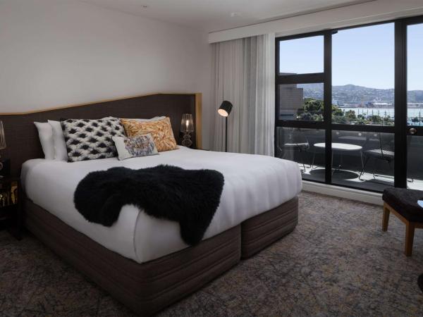 QT Wellington : photo 3 de la chambre chambre lit king-size qt harbour view