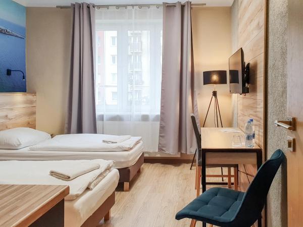 Kamienica Morska Gdynia : photo 2 de la chambre chambre double ou lits jumeaux standard