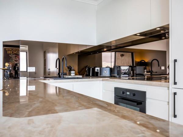 Milson Serviced Apartments : photo 9 de la chambre one bedroom luxury harbour view with study