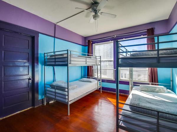 Lucky D's Youth and Traveler's Hostel : photo 5 de la chambre lit dans dortoir mixte de 4 lits