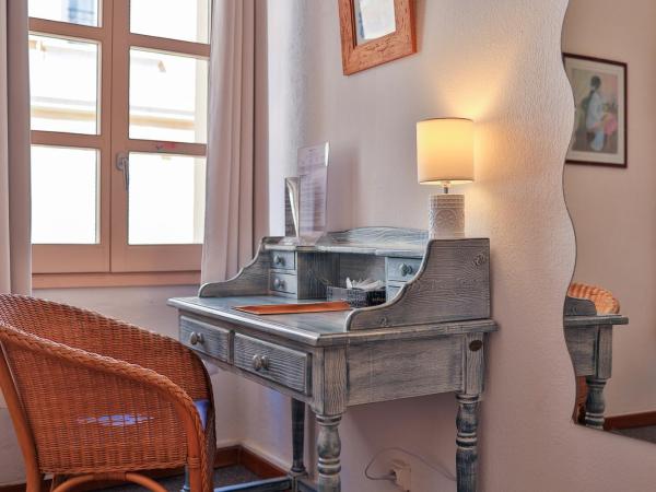 Hôtel Playa : photo 4 de la chambre chambre double supérieure