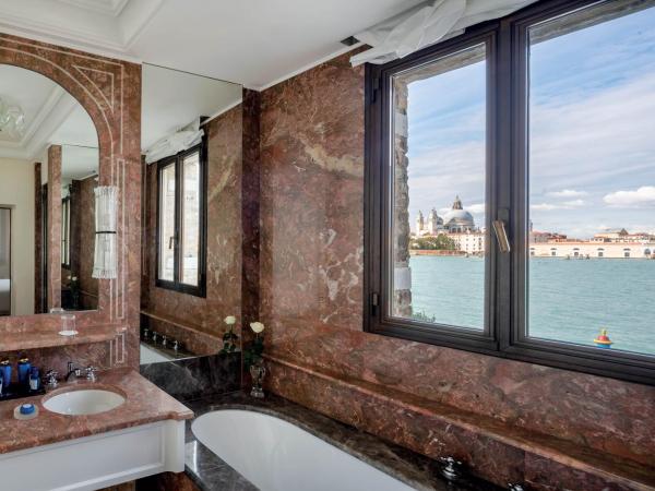 Hotel Cipriani, A Belmond Hotel, Venice : photo 4 de la chambre suite - vue sur saint-marc