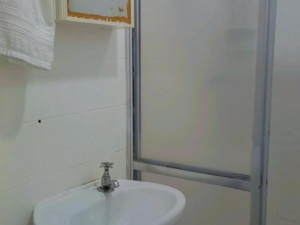 Pousada e Hostel São Paulo Econômica : photo 5 de la chambre chambre simple avec salle de bains privative