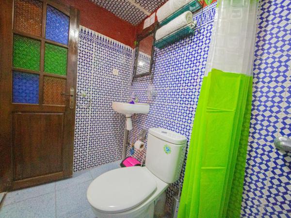 Maison Adam : photo 5 de la chambre chambre double avec salle de bains privative