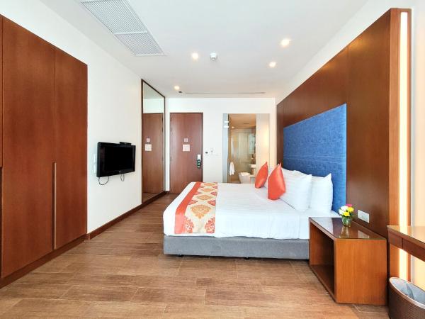 On 8 Sukhumvit Nana Bangkok by Compass Hospitality : photo 4 de la chambre hébergement lit king-size premier saffron 