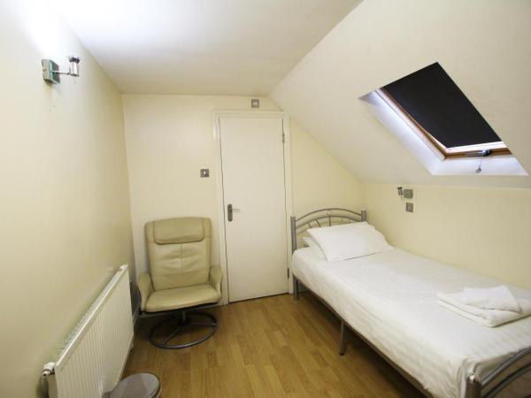 Flexistay Aparthotel Tooting : photo 4 de la chambre chambre simple avec salle de bains privative