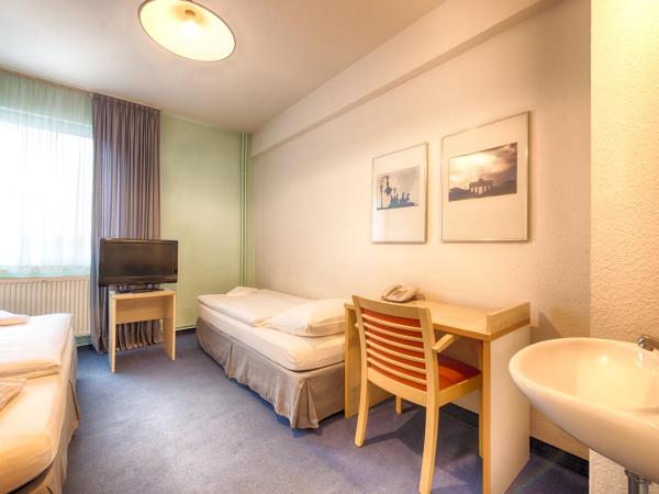 enjoy hostel Berlin City West : photo 5 de la chambre chambre lits jumeaux Économique