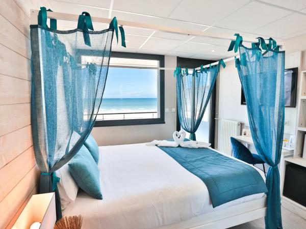 The Originals Boutique, Hôtel Neptune, Berck-sur-Mer (Inter-Hotel) : photo 1 de la chambre chambre double supérieure - vue sur mer