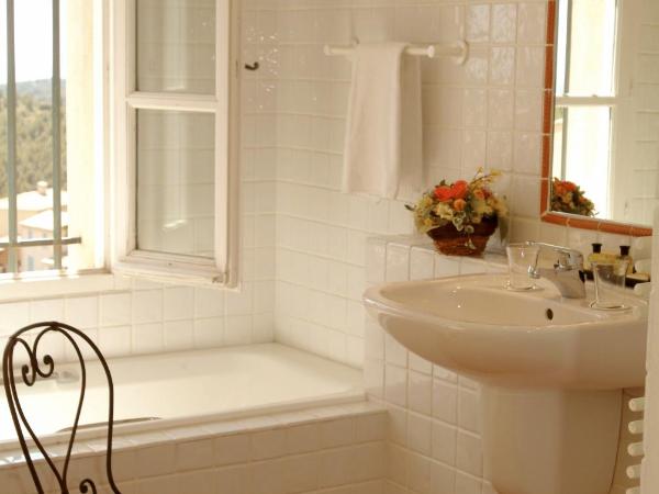 Le Fregate Provence : photo 5 de la chambre appartement 1 chambre - vue sur mer