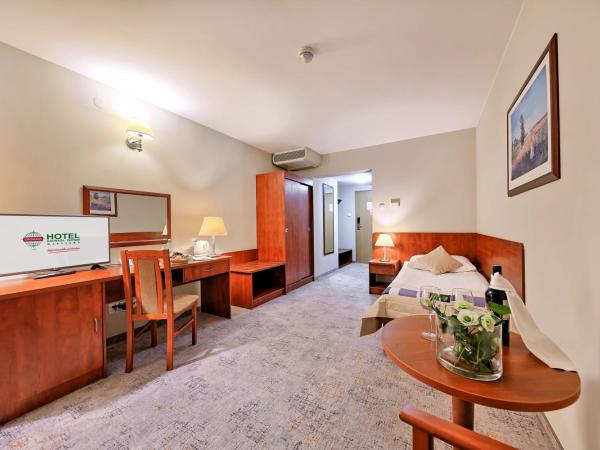 Hotel Gromada Warszawa Centrum : photo 1 de la chambre chambre simple affaires