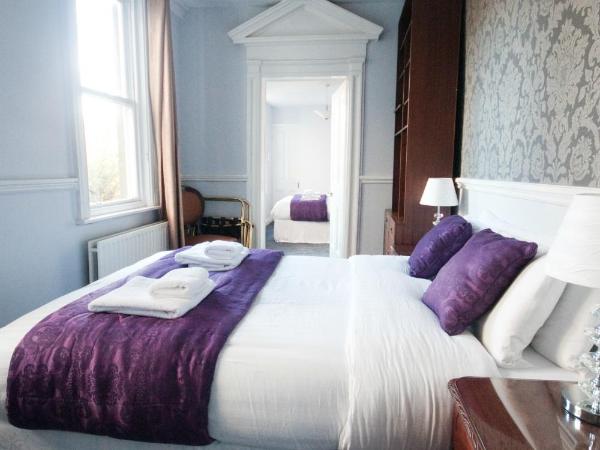 Clifden House by Nina : photo 9 de la chambre offre spéciale - chambre quadruple
