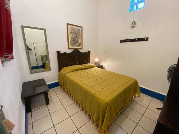 Hostal Mixteco Naba Nandoo : photo 3 de la chambre chambre simple standard avec salle de bains commune