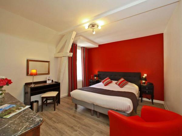 Htel Restaurant La Hoirie : photo 1 de la chambre chambre double ou lits jumeaux suprieure tradition