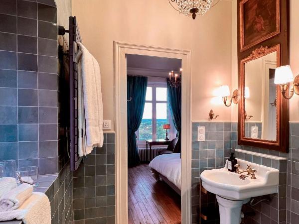 Maison Loire : photo 8 de la chambre chambre lit queen-size - vue sur jardin