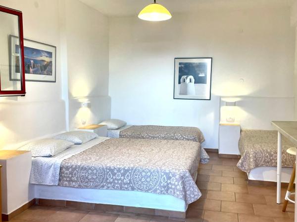 Pension The Flower : photo 2 de la chambre chambre familiale