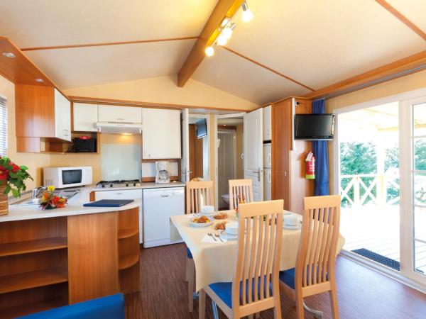 Villaggio Turistico Internazionale : photo 3 de la chambre bungalow 3 chambres